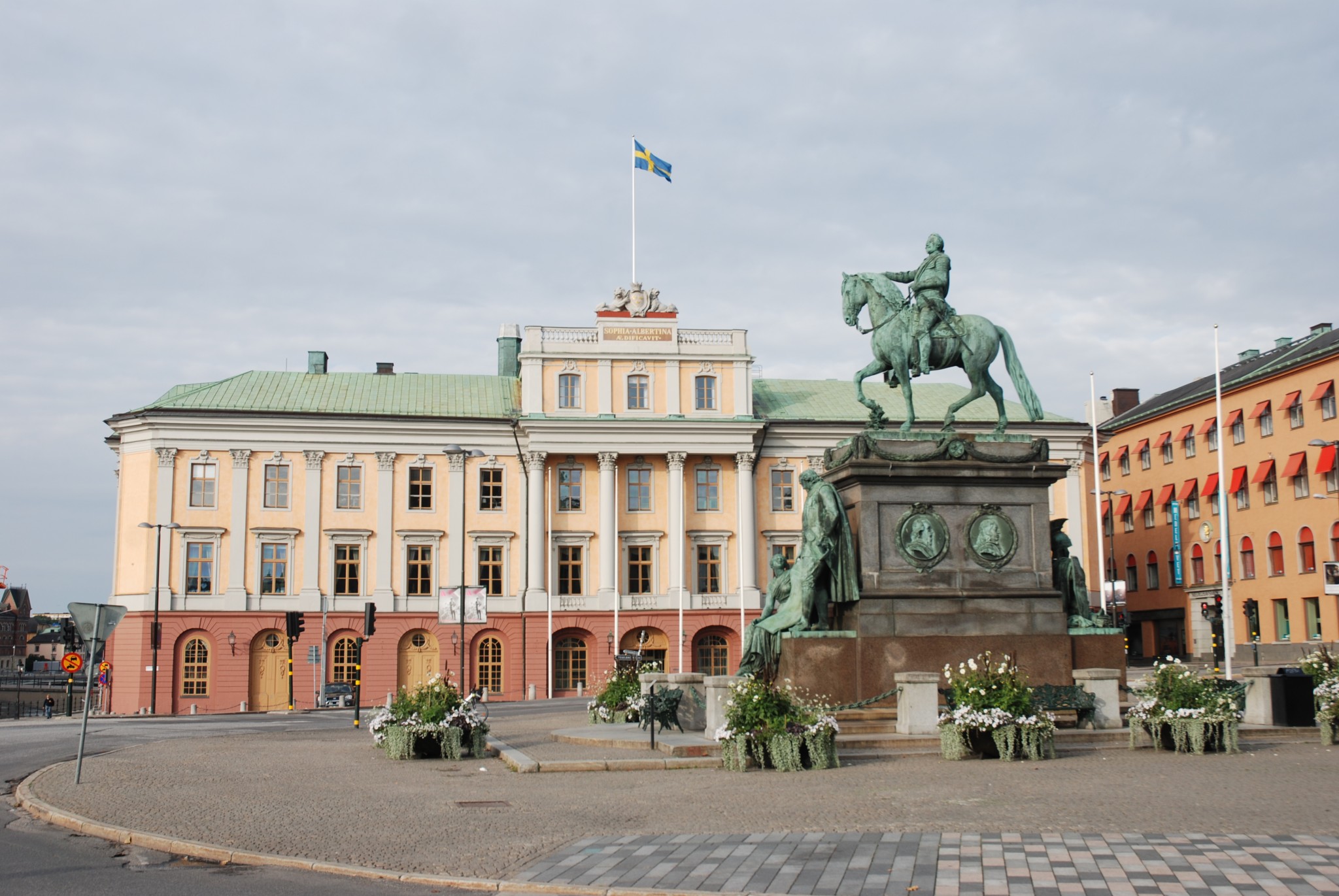 Berühmte Plätze in Stockholm: Gustav Adolfs Torg - OURWAY Tours