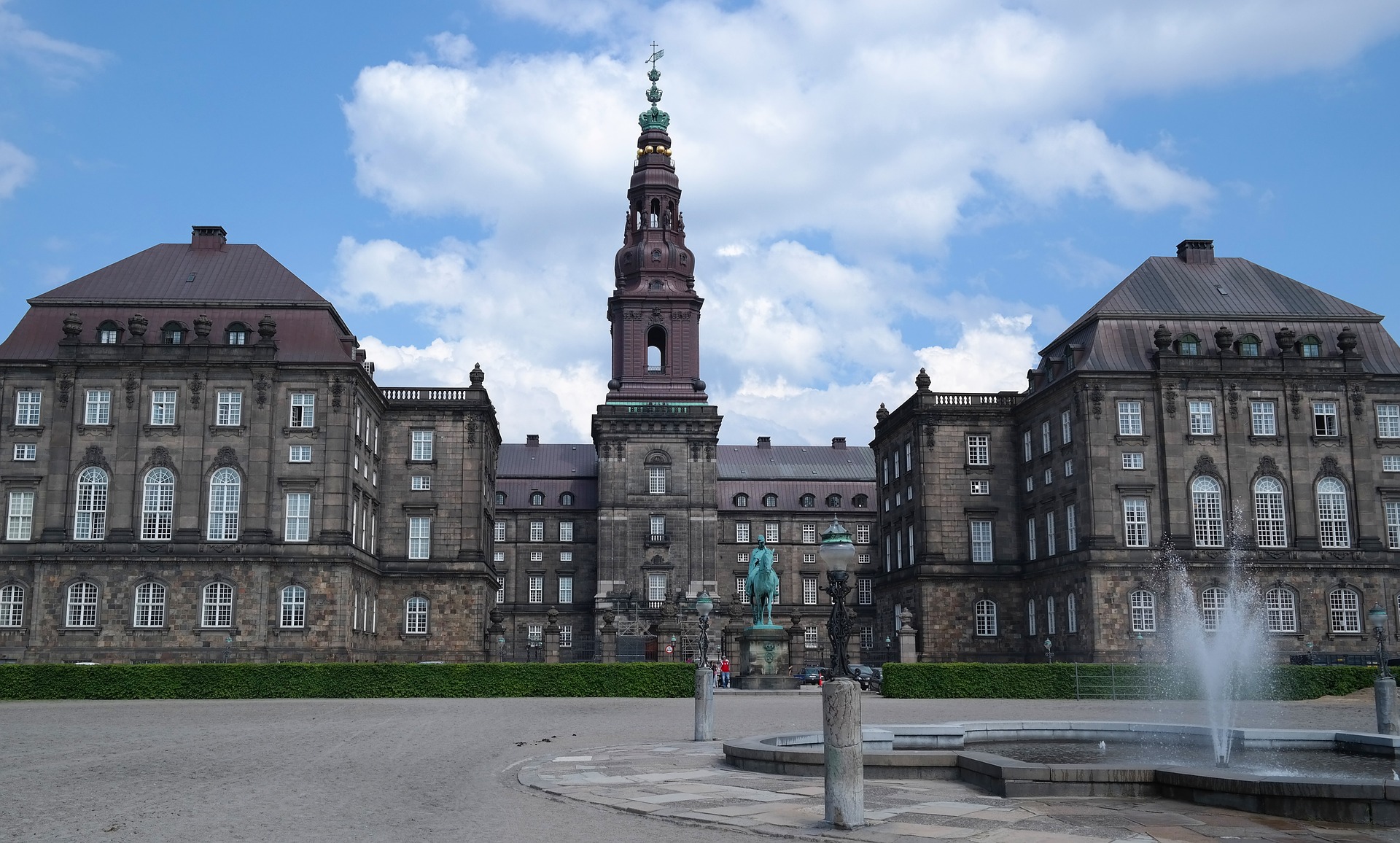 Schloss Christiansborg in Kopenhagen - OURWAY Tours